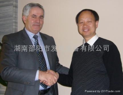 阿爾巴尼亞電力部官員與廖世明總經(jīng)理